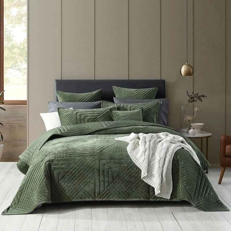 Geometrics are back. Samatra is an elegant, quilted coverlet set perfect for you. Comprising of a super soft hand feel, the popular olive tones, coupled with our Johnson throw rug in cream, provides a first class look that will give your décor the lift it needs.