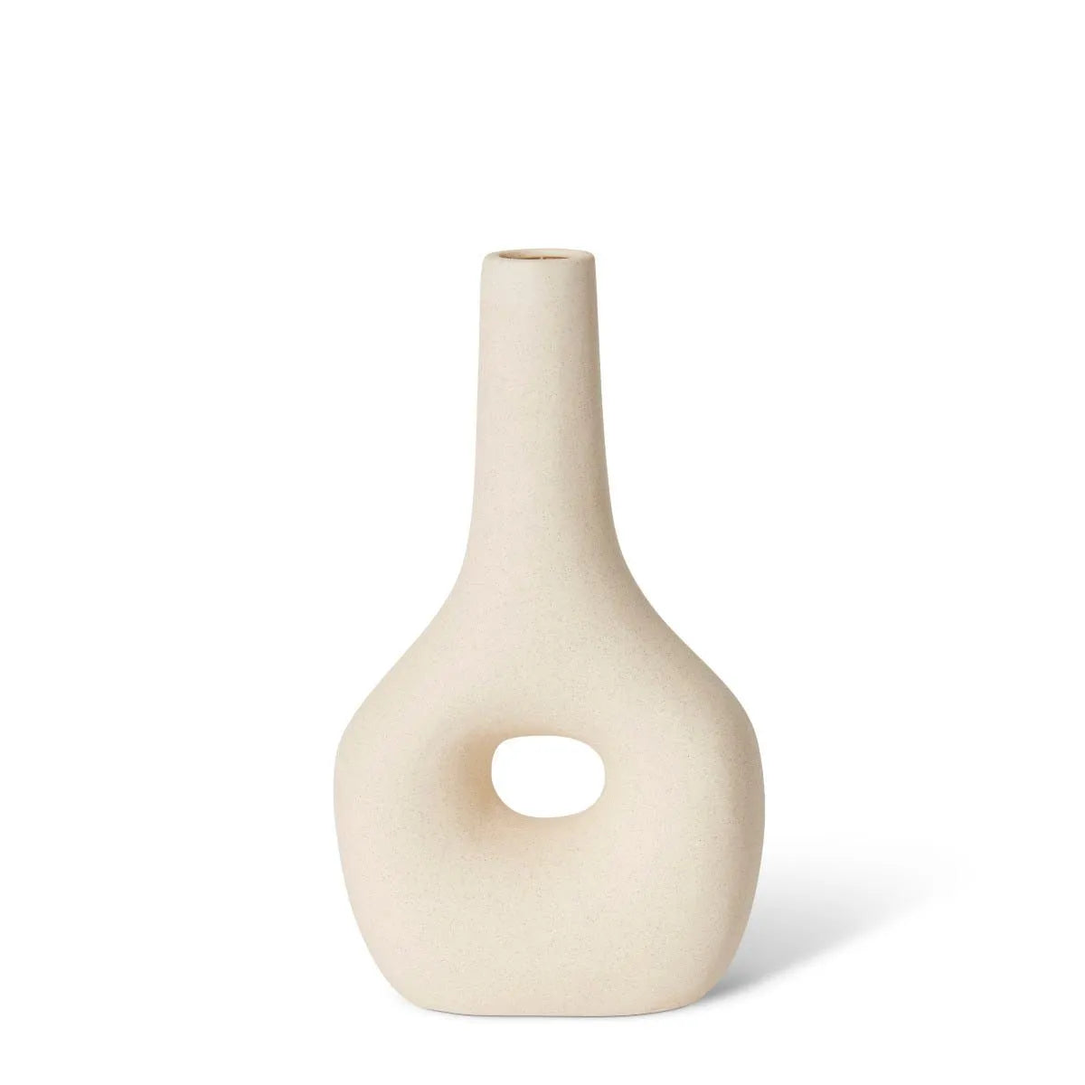 The Alina Vase is designed to make any room in your home stand out. Thoughtfully crafted for a crisp look, this vase is ideal for arranging a range of floral and greenery stems. Enhance your interior with a truly beautiful display.