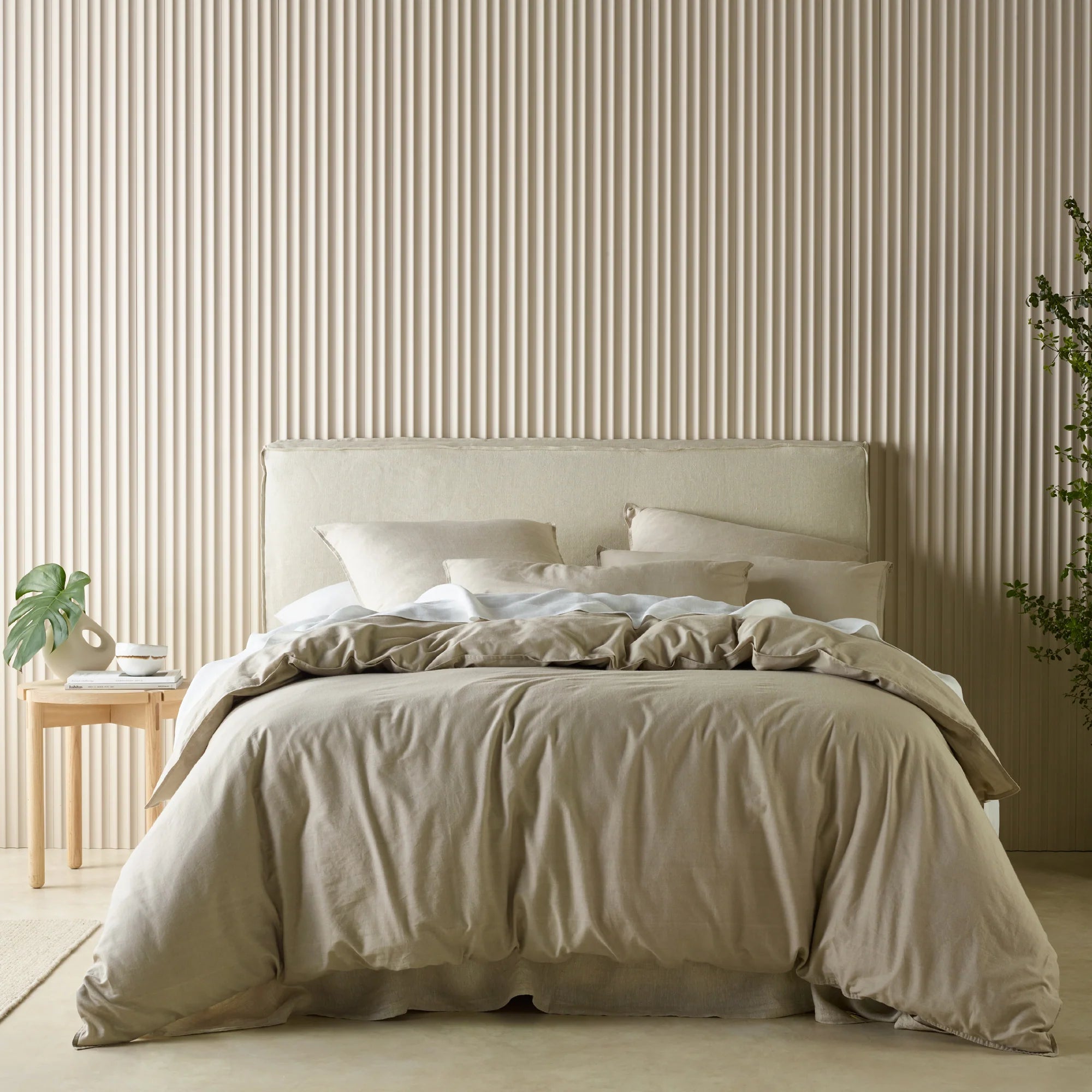 The Acacia range is made from super soft washed cotton percale fabric. An easy-care quilt cover set that requires very minimal ironing. It also features a trendy tailored edge with twin needle stitching to complete the look.