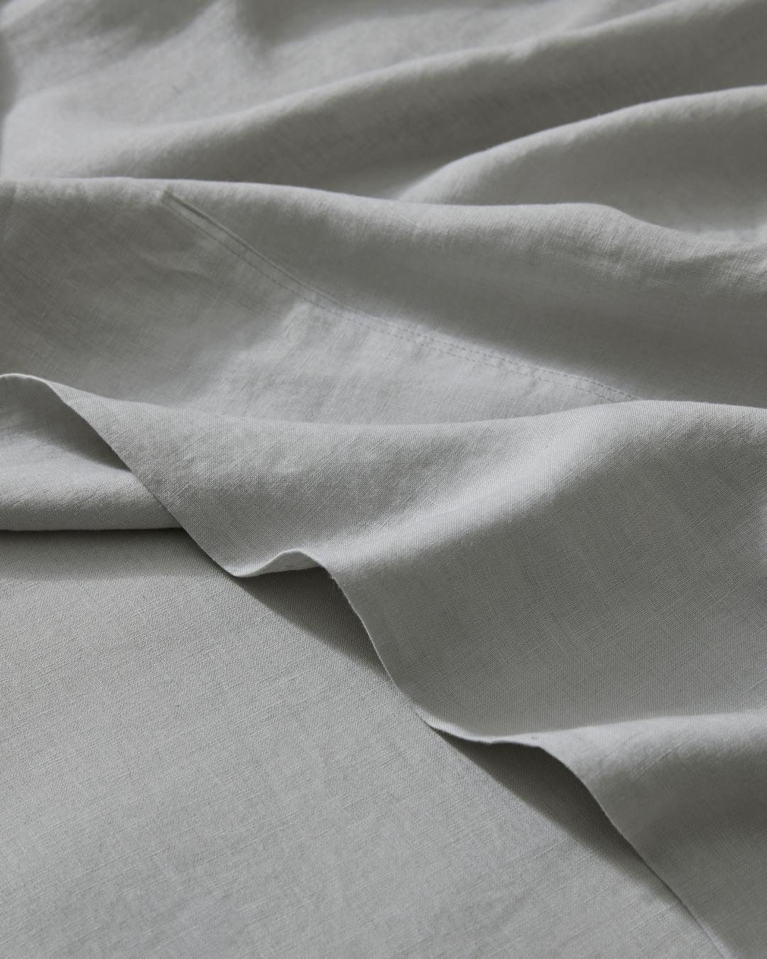 Crafted from the highest quality French Flax Linen. The Silver colourway is a cool, muted grey that will sit wonderfully in a neutral bedroom and pair effortlessly with white and onyx.