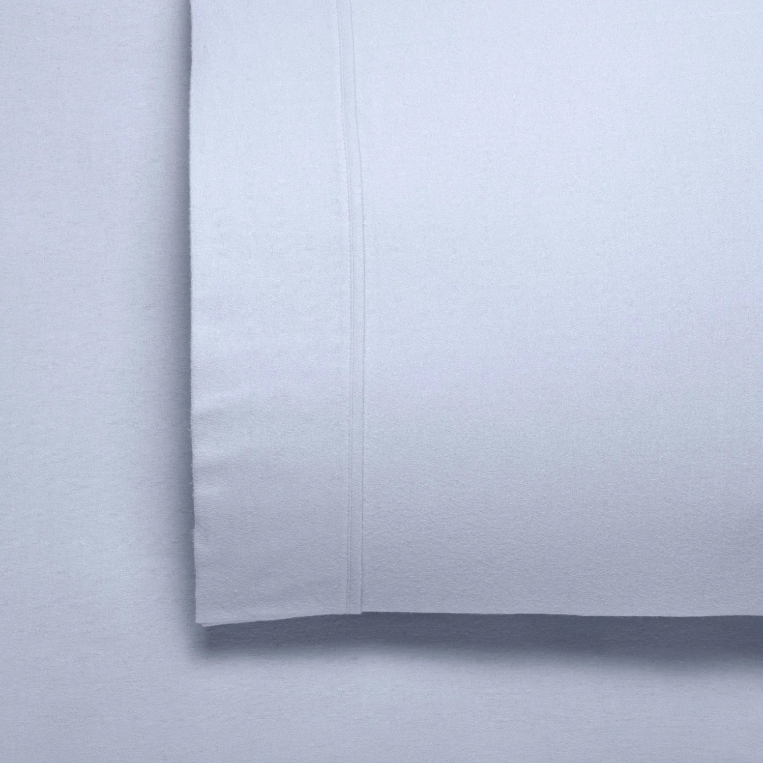 Cuddle up with our range of flannelette sheet sets. Made from the highest quality brushed cotton, these sheets are super soft and cosy to ensure superb comfort and remarkable durability. Smartly cuffed and piped the sheets are available in a range of colours.