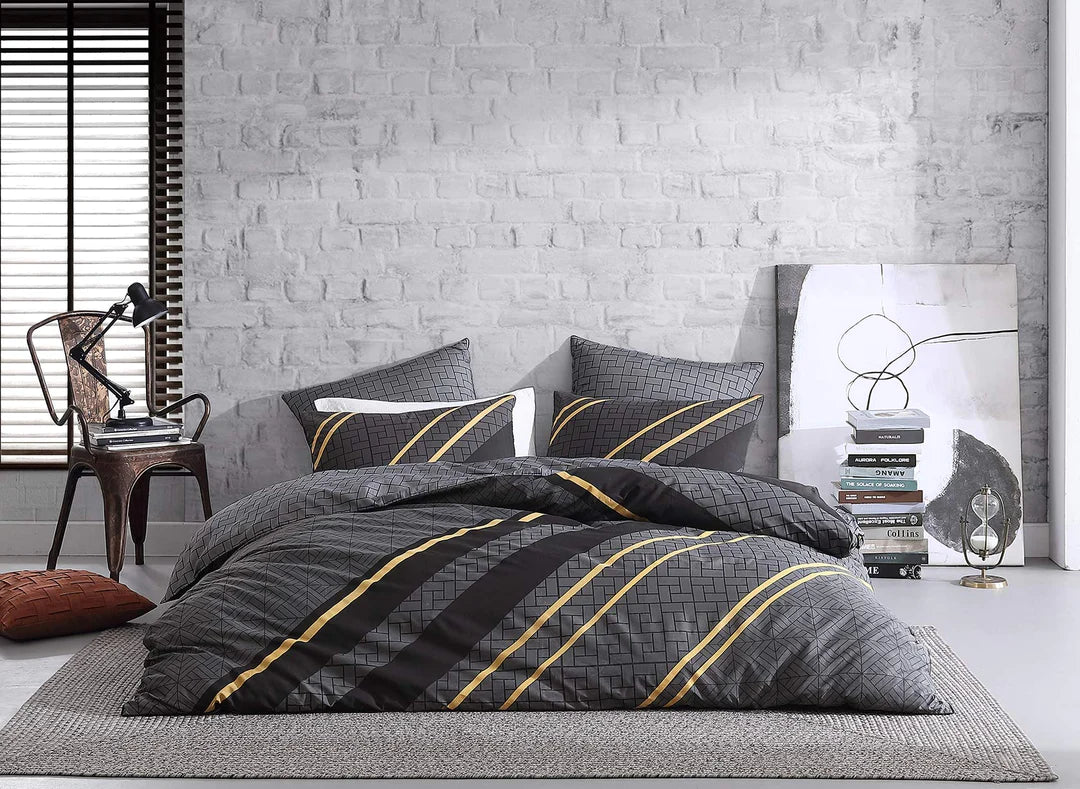 Jamala Black showcases a striking and daring geometric arrangement, cleverly placed on a diagonal to inject a fresh and captivating element.