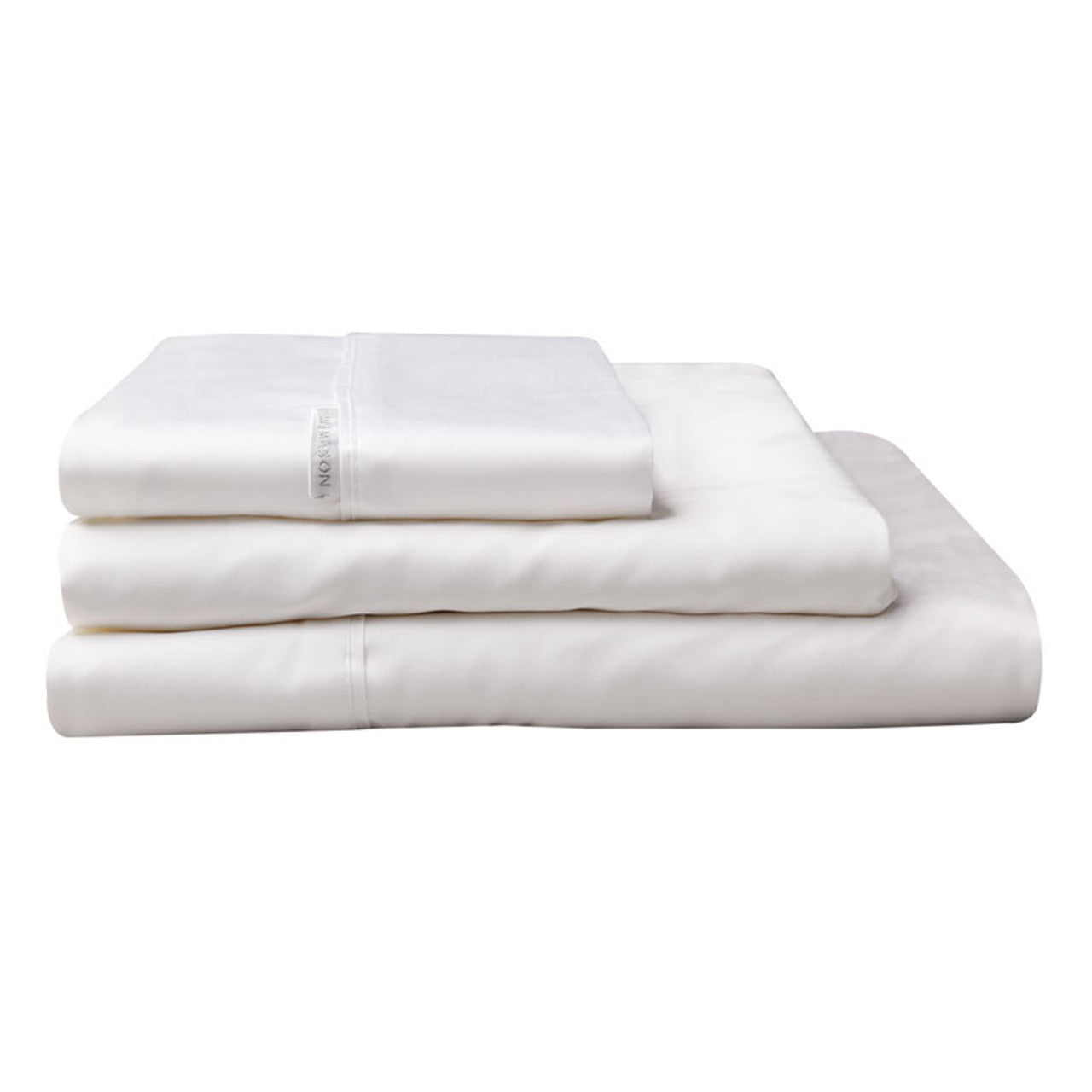 Indulge in the pinnacle of luxury with the White Bed Sheet Sets by Logan and Mason. Crafted from pure Egyptian Cotton with an impressive 400 thread count, these sheets offer unparalleled softness and a silky smooth feel.