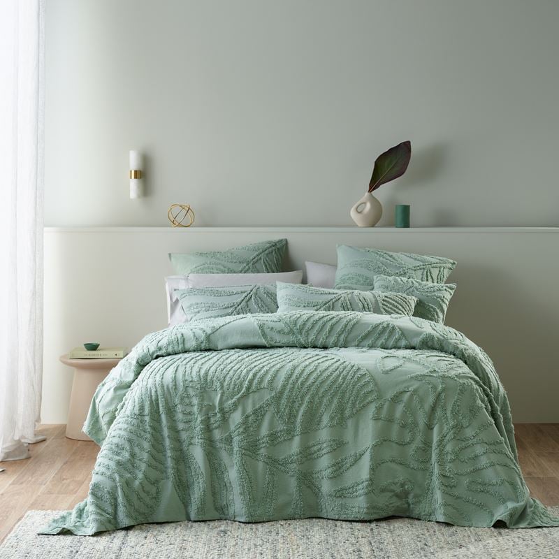 Introducing the Foliage Bedspread Set Range in Sage by Bianca. This remarkable collection showcases a textured oversized leaf pattern in the chic and soothing sage colour. 