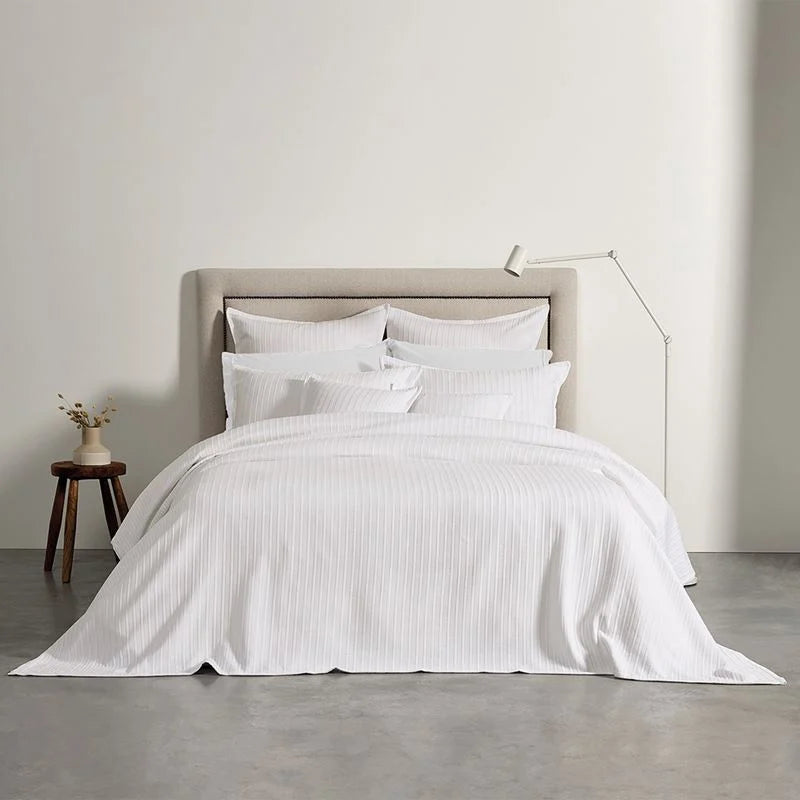 Meet Evora, our elegant coverlet made in Portugal. Create a sense of relaxation with this piece.