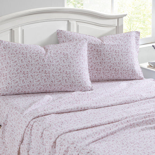 Add a luxurious touch to your bedding with this Paisley Flannelette Sheet Set Rose by Laura Ashley. Made from 100% flannel cotton for warmth and comfort, the subtle paisley printed design adds a touch of subtle detail. This fitted sheet features premium elastic installed all-around to keep the sheet firmly in place. Fully machine washable for easy care.